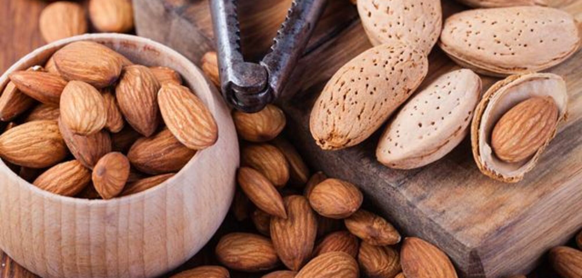 how-to-use-almond-for-skin-whitening-effectively-8-billion-voices