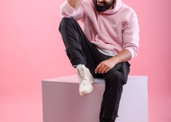 Mridul in pink t-shirt modeling