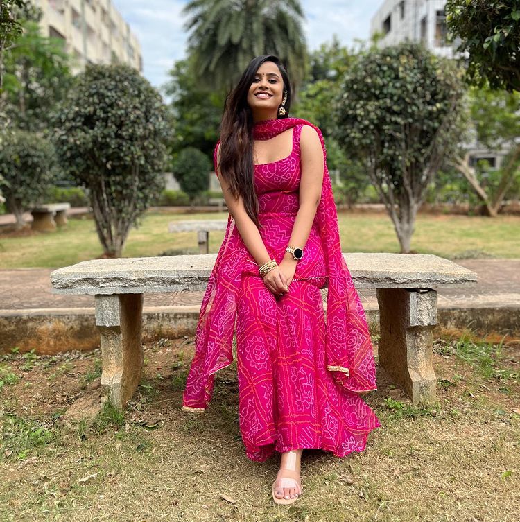 Sheetal in pink dress