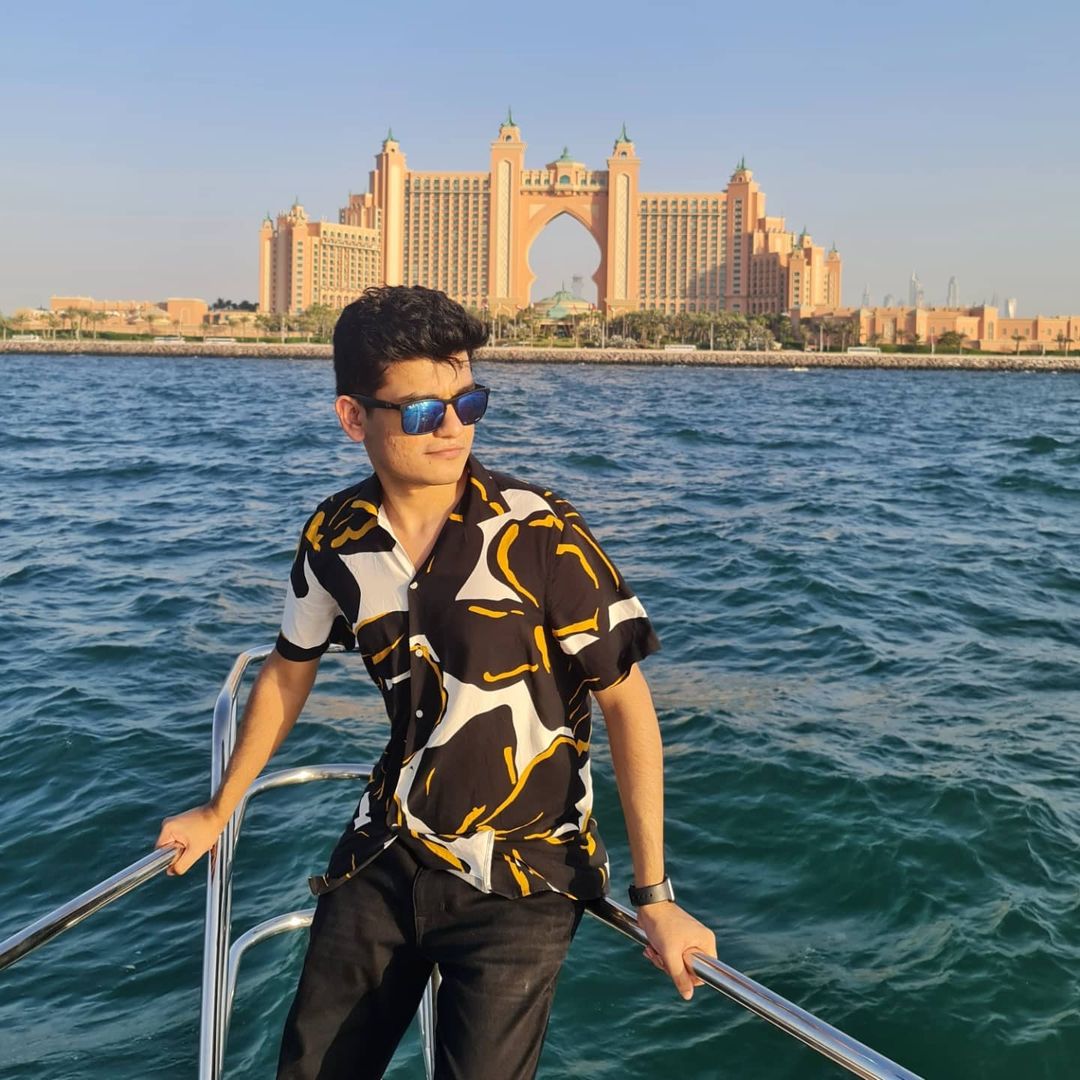 Abhyudaya posing for his fans in Dubai. 