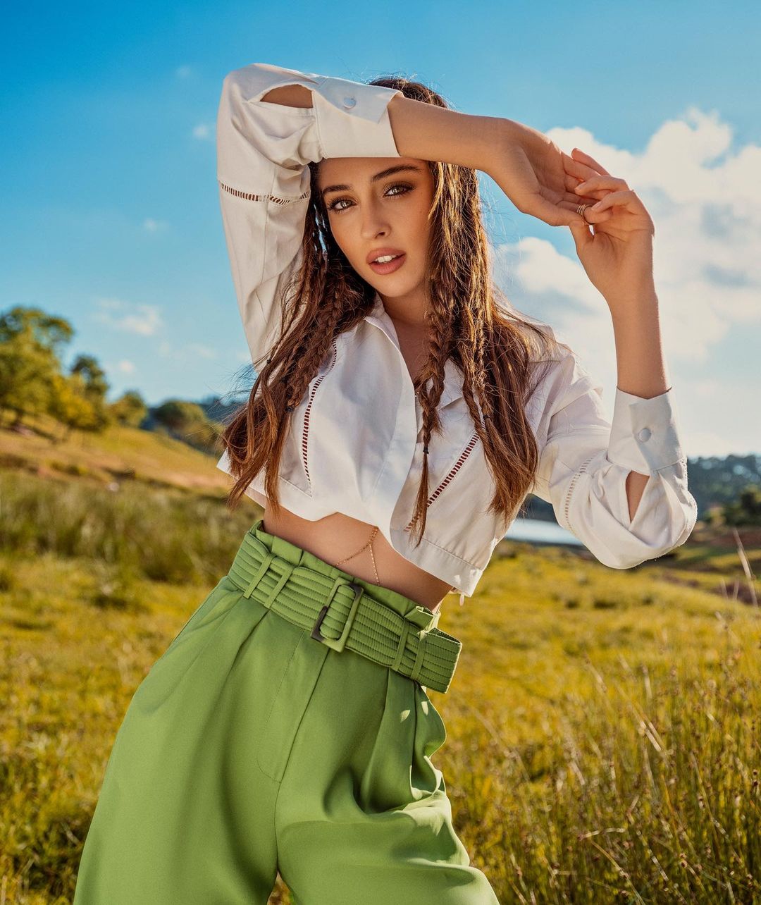 Cemre Baysel posing for her fans in a farm. 