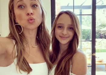 tobey maguire's daughter with her mom