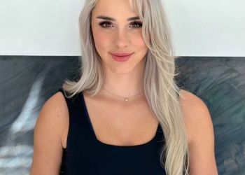 Mikhaila Peterson in black top