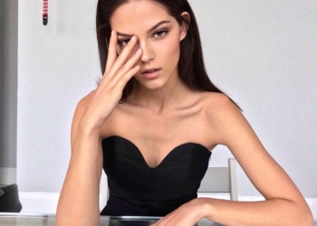 Daria Medvedeva in black dress