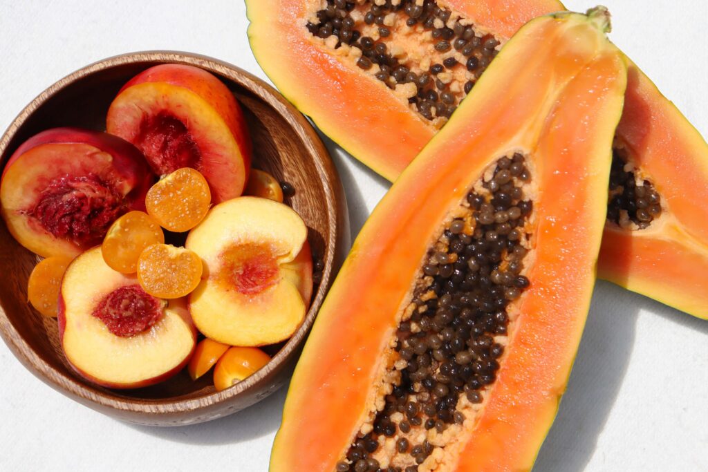 Papaya with apple and peaches
