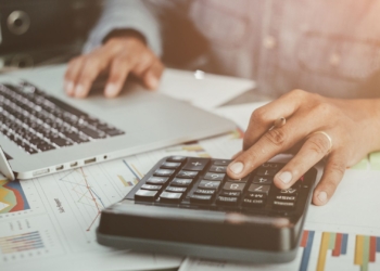 Taming Unstructured Data in Finance: The Need for Effective Data Governance