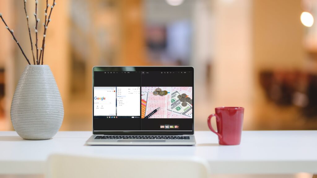 Split screen option opened on a laptop
