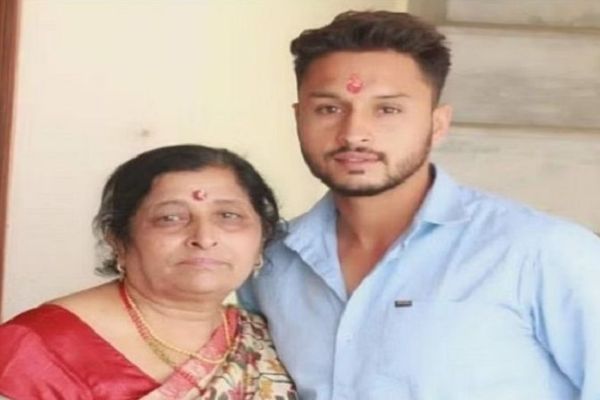 Akash Madhwal with his mother