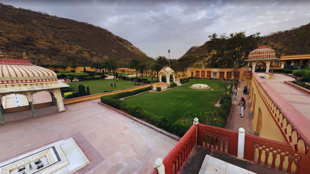 A view of Sisodia Rani Palace and Garden.